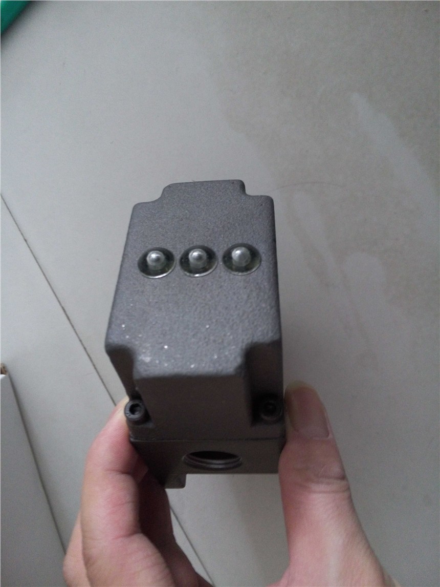 :P(gun)NMB2-12GM65-E2-NFE-V1gӭ
